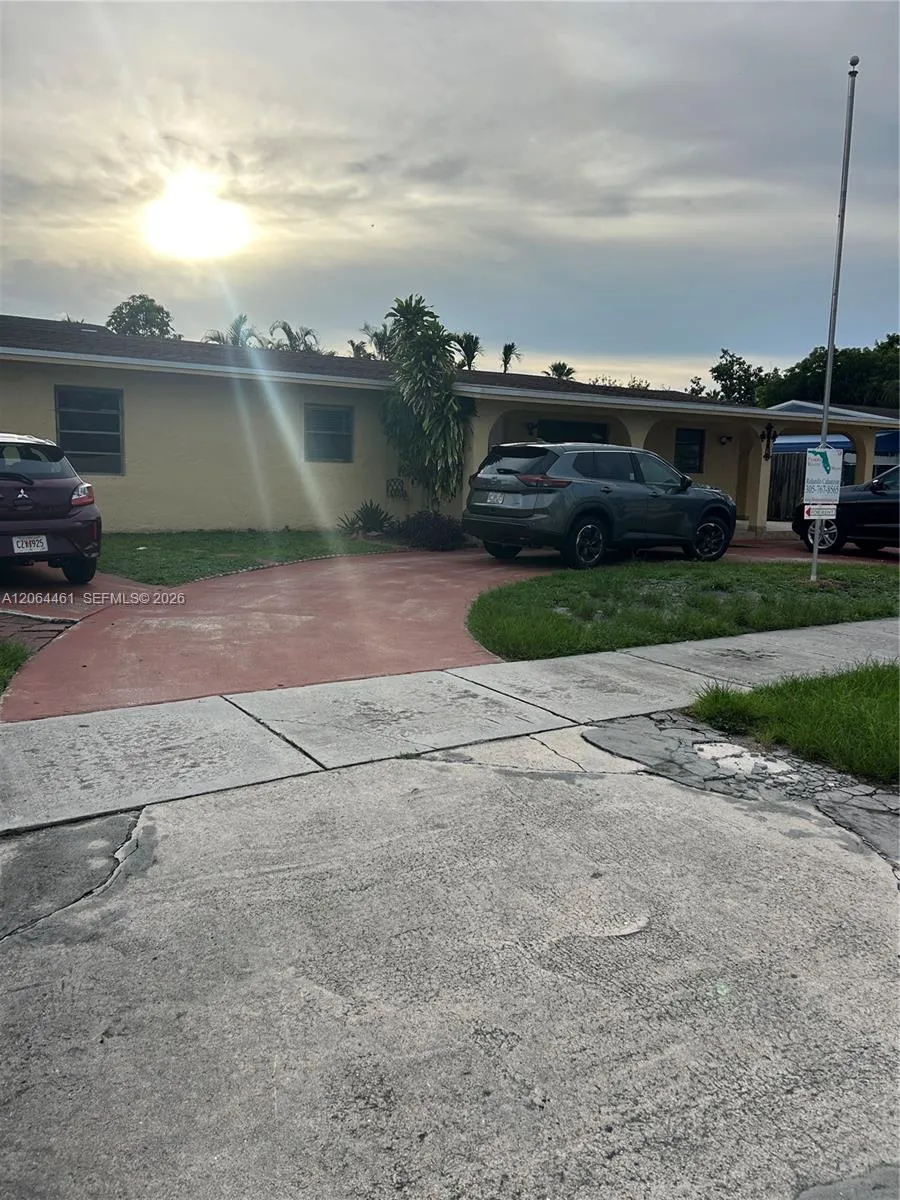 19710 NW 51st Ave Miami Gardens, FL 33055