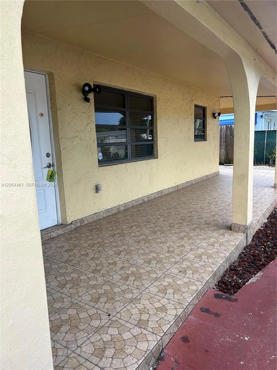 19710 NW 51st Ave Miami Gardens, FL 33055