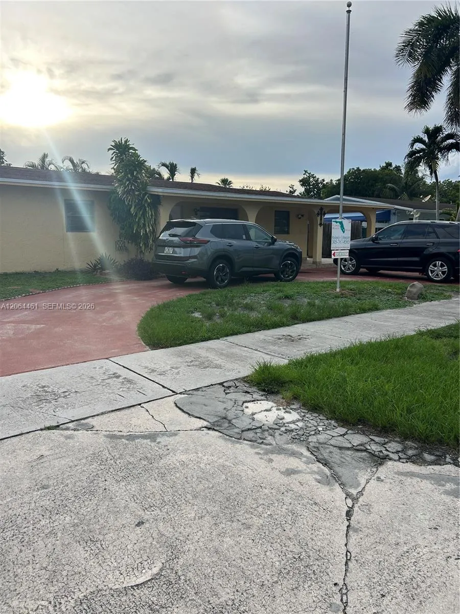 19710 NW 51st Ave Miami Gardens, FL 33055