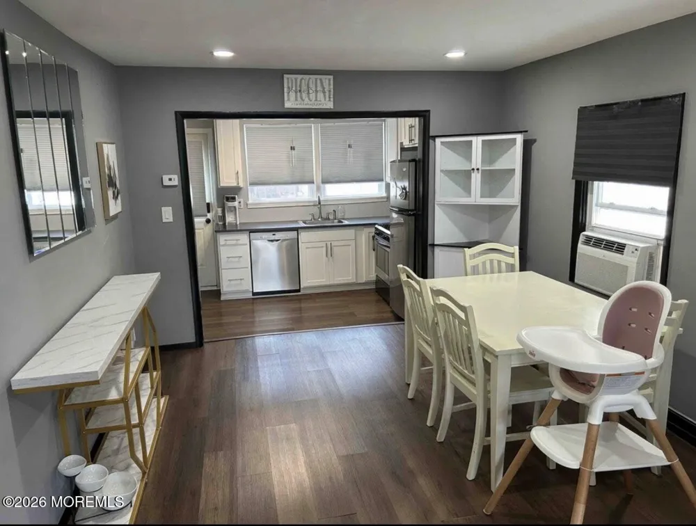 707 Beachview Avenue Union Beach, NJ 07735