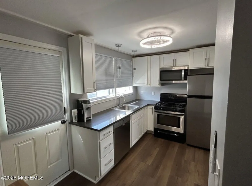 707 Beachview Avenue Union Beach, NJ 07735