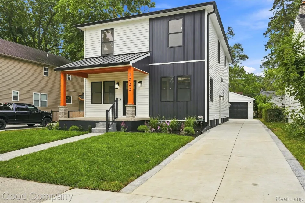 1722 Roszel Street Royal Oak City, MI 48067