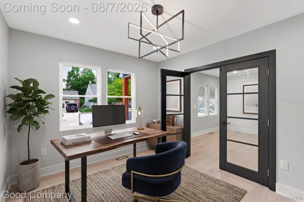 1722 Roszel Street Royal Oak City, MI 48067