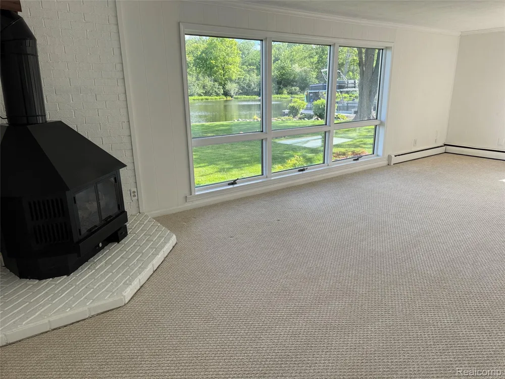 3138 Ponemah Drive Fenton Charter Township, MI 48430
