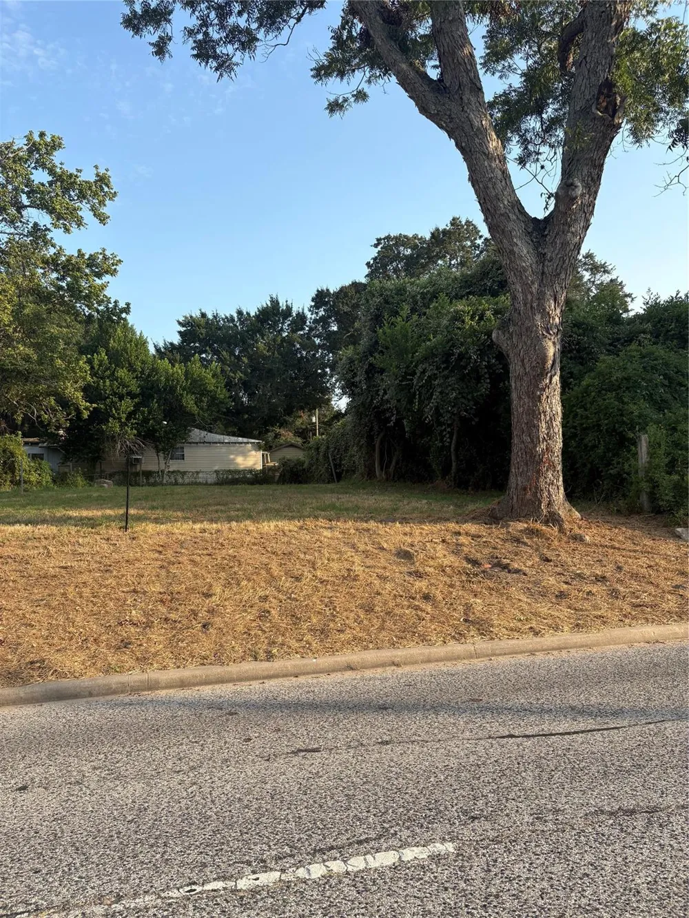 303 Austin Street Richmond, TX 77469