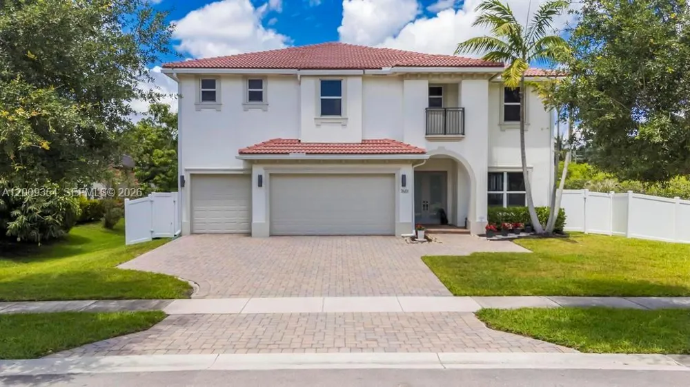 7601 Dr Davie, FL 33328