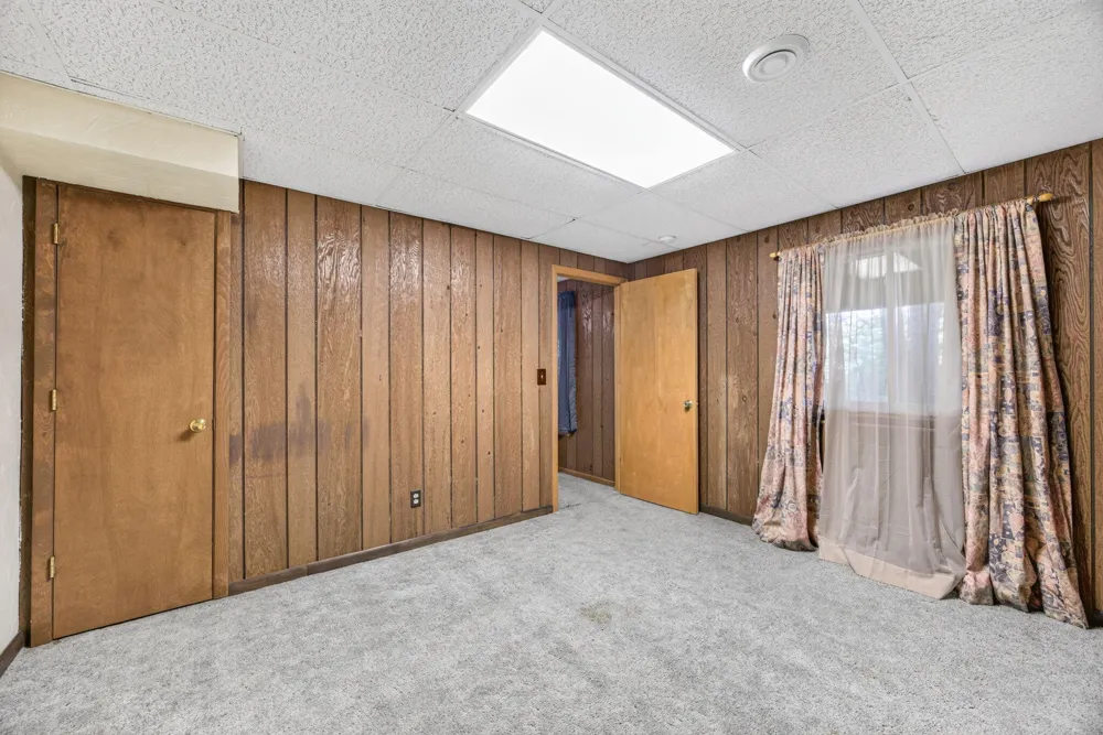 9880 85th Avenue Morton Township, MI 49332