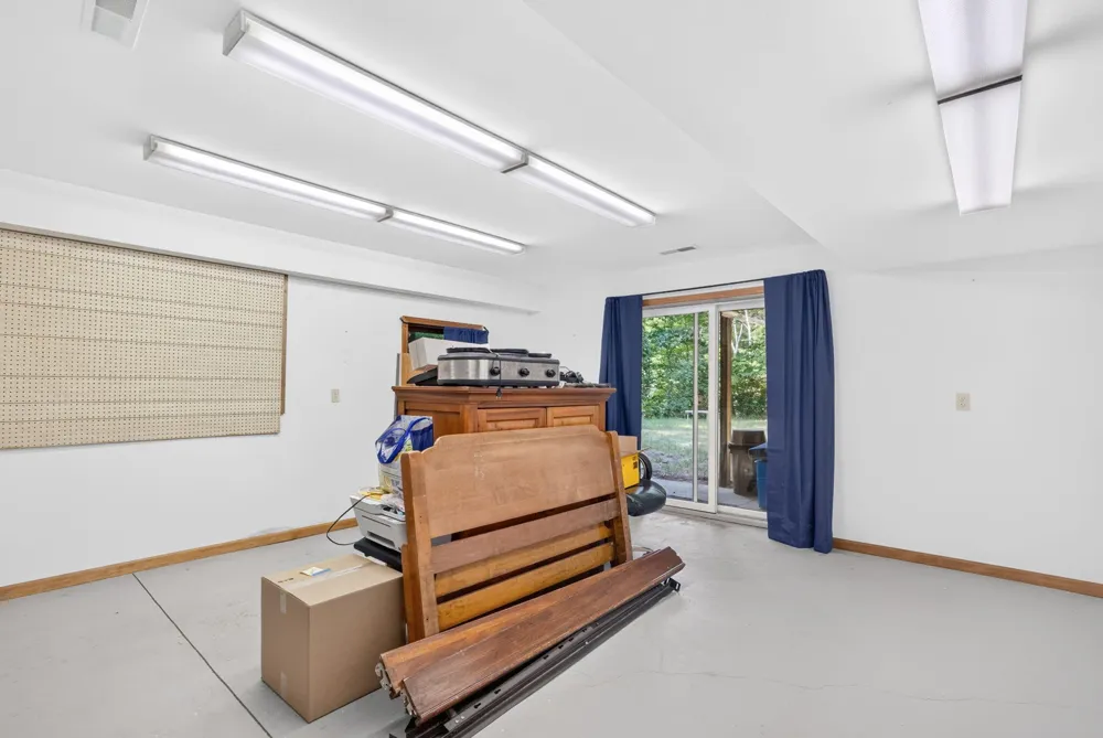 9880 85th Avenue Morton Township, MI 49332