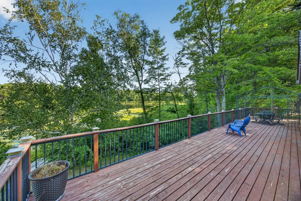 9880 85th Avenue Morton Township, MI 49332