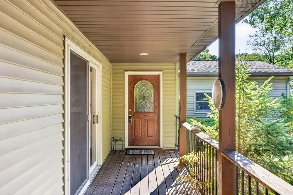 9880 85th Avenue Morton Township, MI 49332
