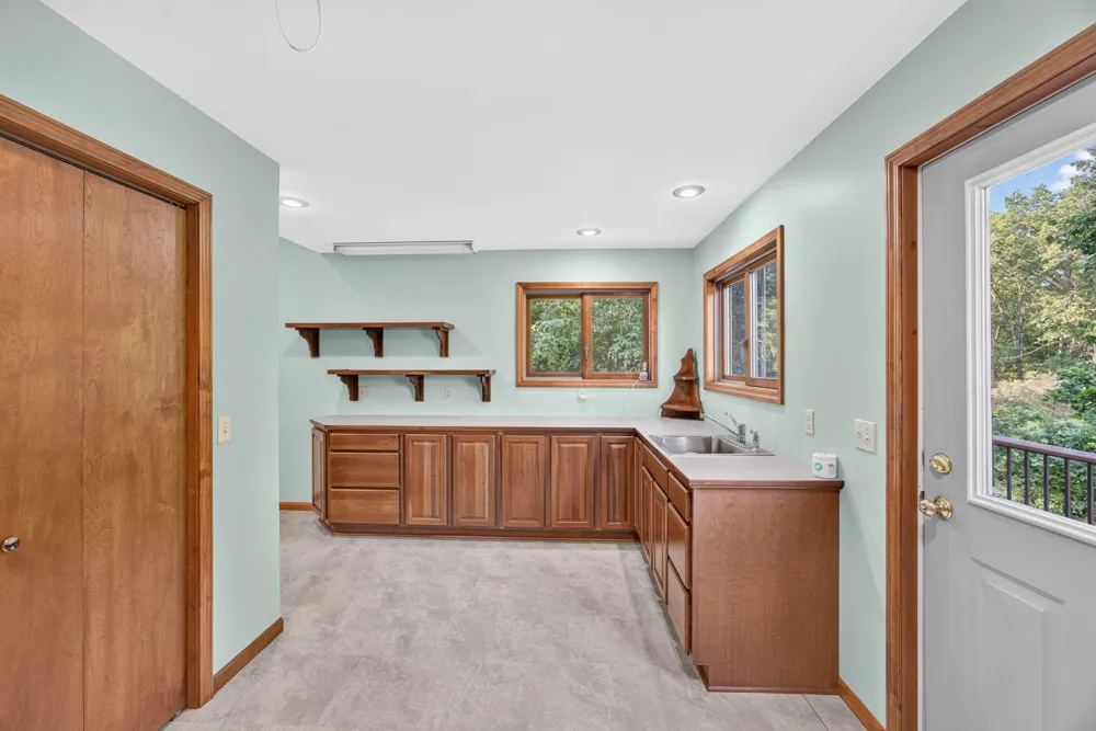 9880 85th Avenue Morton Township, MI 49332