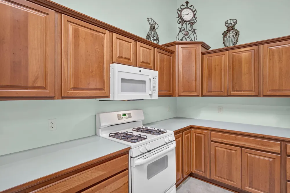 9880 85th Avenue Morton Township, MI 49332