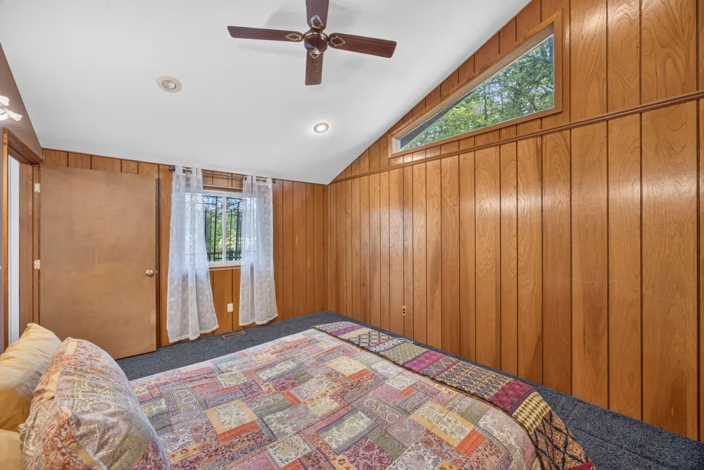 9880 85th Avenue Morton Township, MI 49332