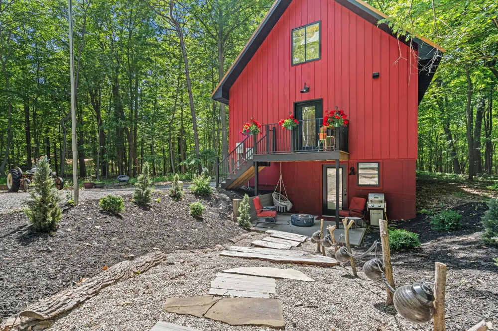 6907 126th Avenue Saugatuck Township, MI 49408