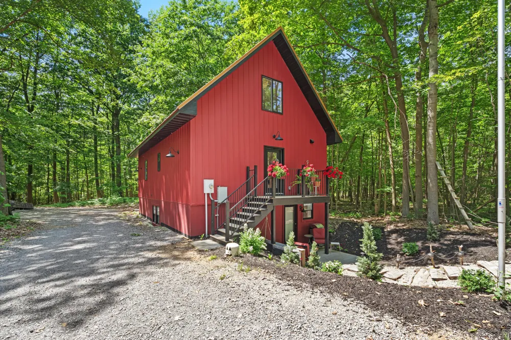6907 126th Avenue Saugatuck Township, MI 49408