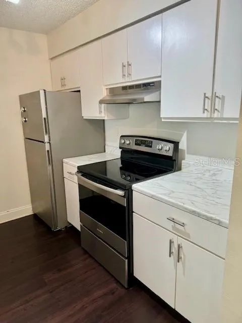 2521 GRASSY POINT DRIVE #101 Lake Mary, FL 32746