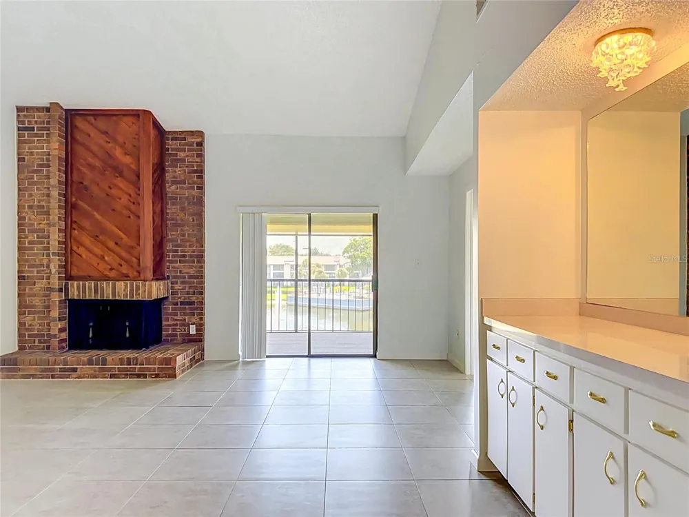 15 ESCONDIDO COURT #148 Altamonte Springs, FL 32701