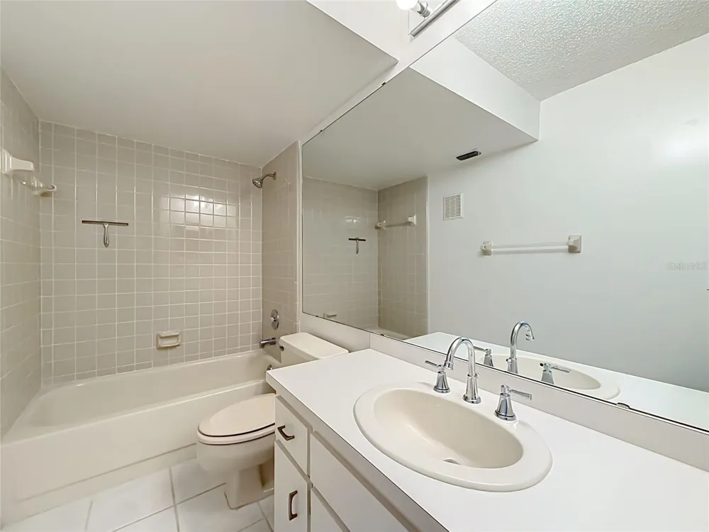 15 ESCONDIDO COURT #148 Altamonte Springs, FL 32701