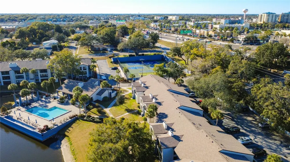 15 ESCONDIDO COURT #148 Altamonte Springs, FL 32701