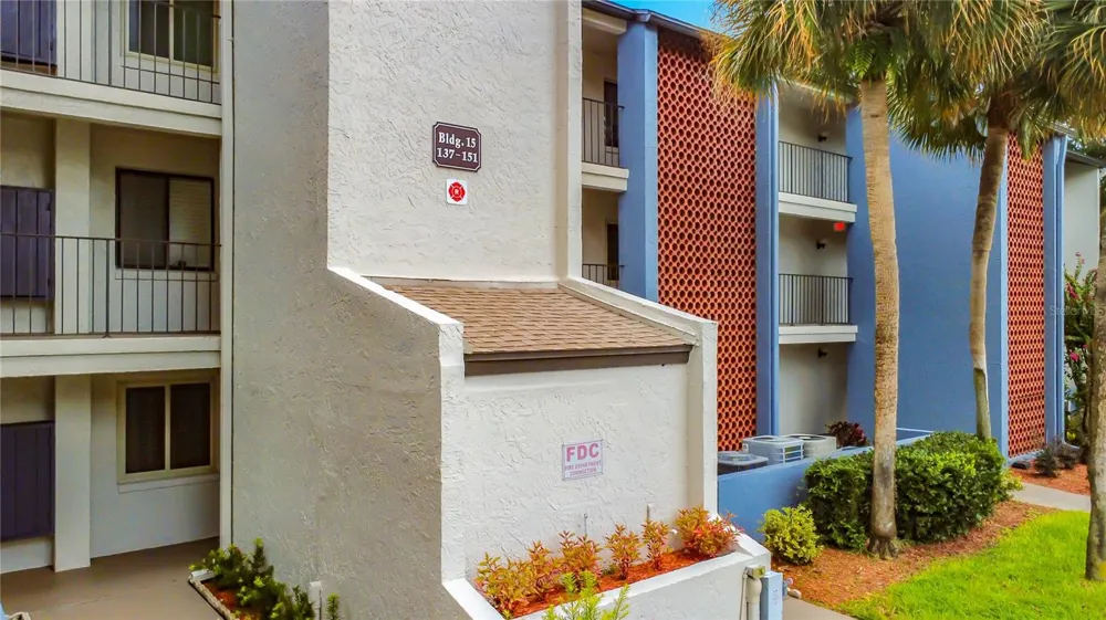 15 ESCONDIDO COURT #148 Altamonte Springs, FL 32701