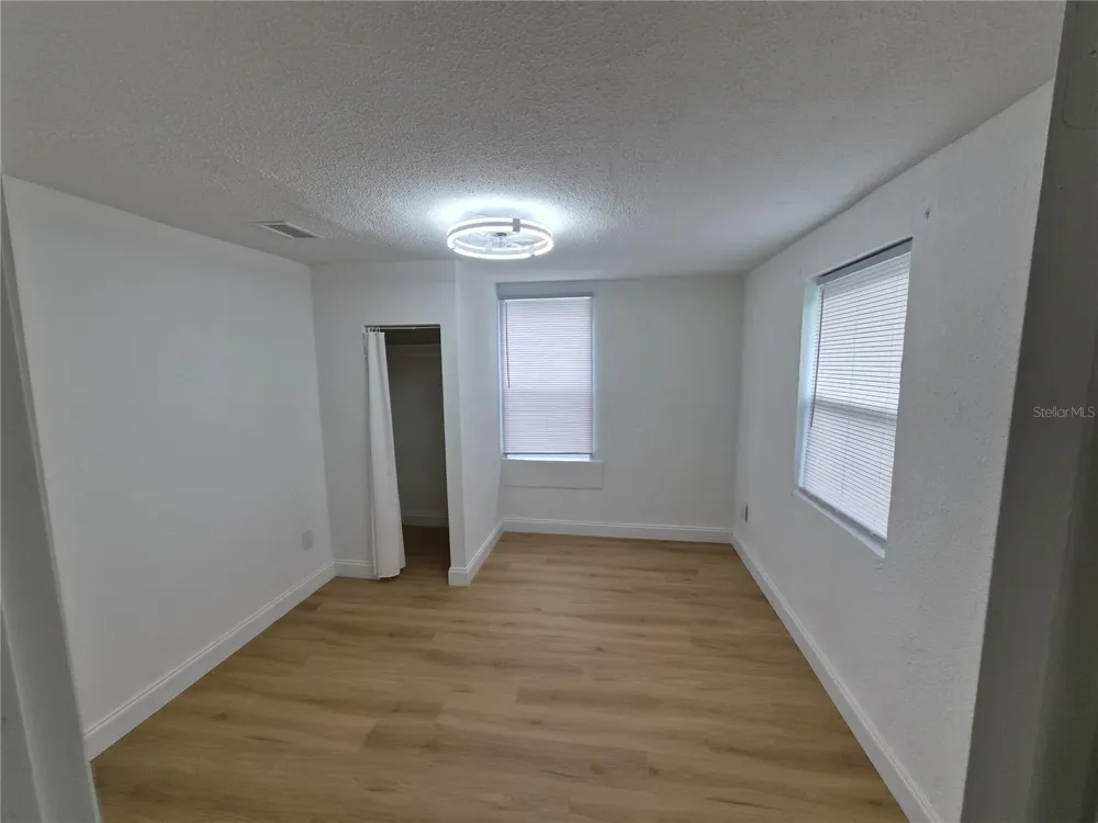 4545 12TH AVENUE S St Petersburg, FL 33711
