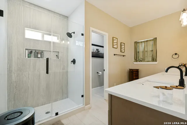 500 County Road 2645 Moore, TX 78057
