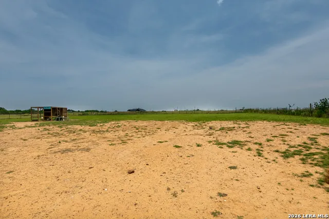 500 County Road 2645 Moore, TX 78057