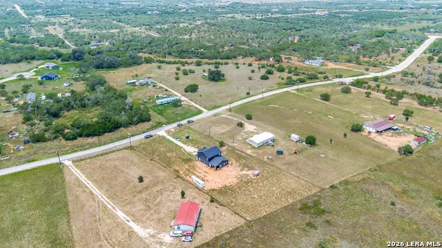 500 County Road 2645 Moore, TX 78057