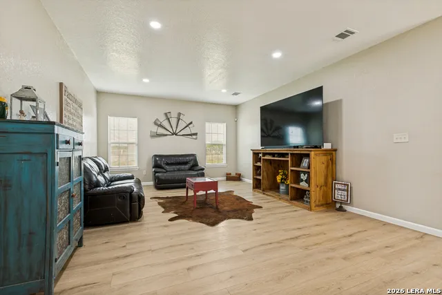 500 County Road 2645 Moore, TX 78057