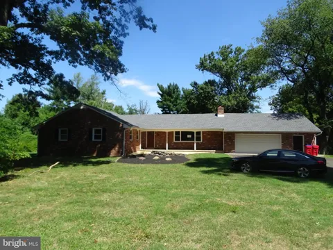 449 STREET ROAD