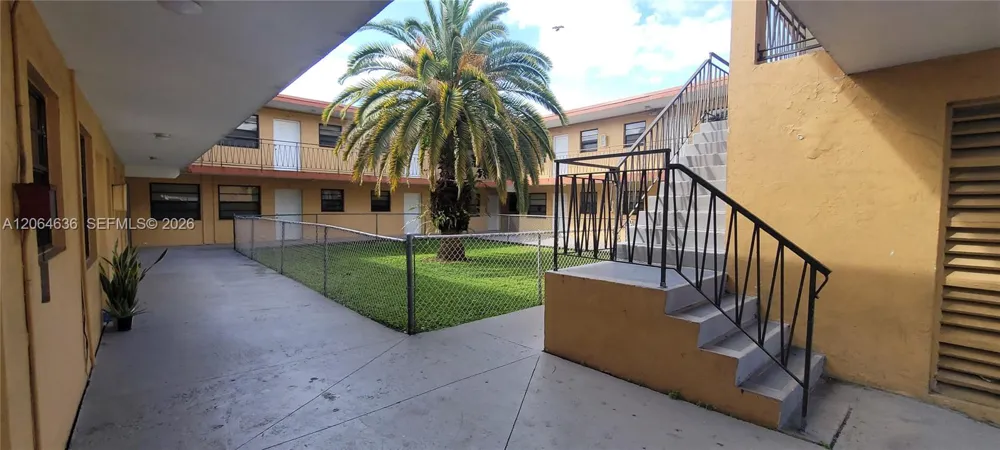 34 E 21st St #11 Hialeah, FL 33010