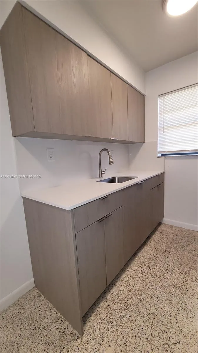 34 E 21st St #11 Hialeah, FL 33010