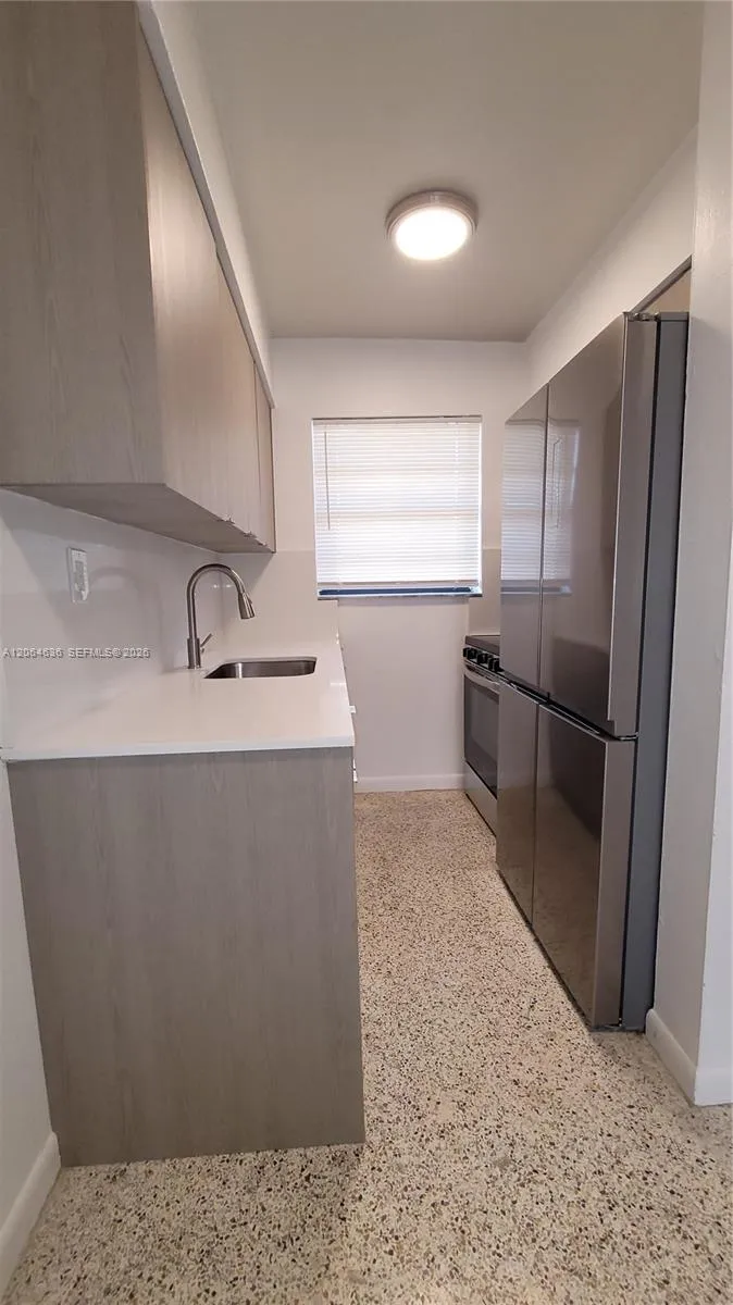 34 E 21st St #11 Hialeah, FL 33010