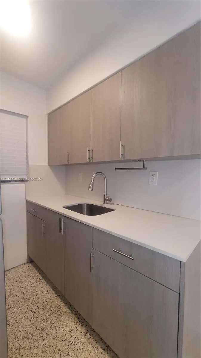 34 E 21st St #11 Hialeah, FL 33010