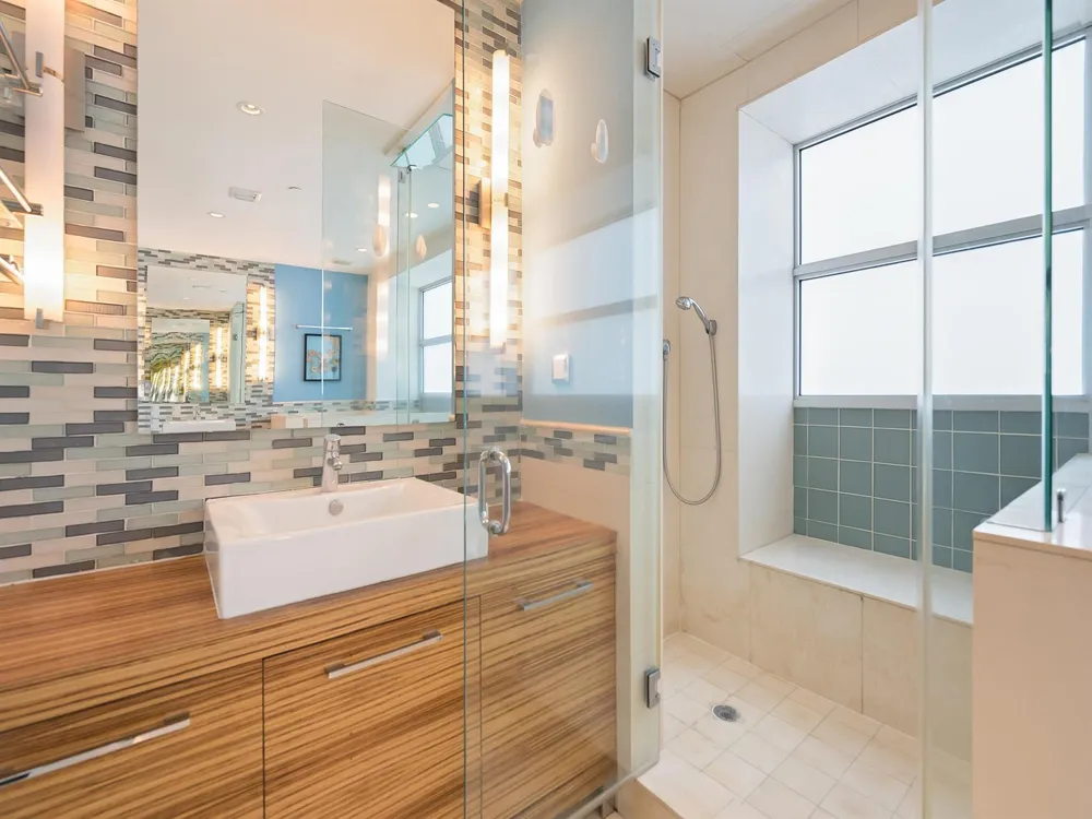 215 Hendricks Isle Fort Lauderdale, FL 33301