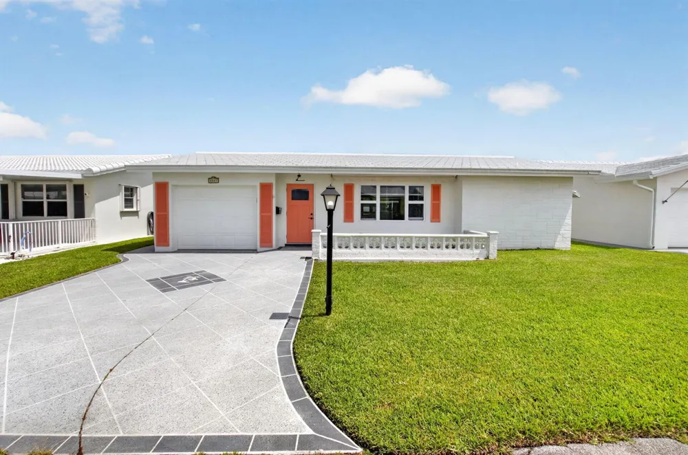 2081 SW 13th Terrace Boynton Beach, FL 33426