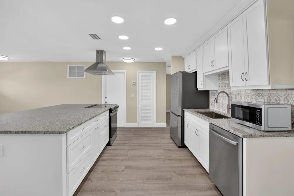 2081 SW 13th Terrace Boynton Beach, FL 33426