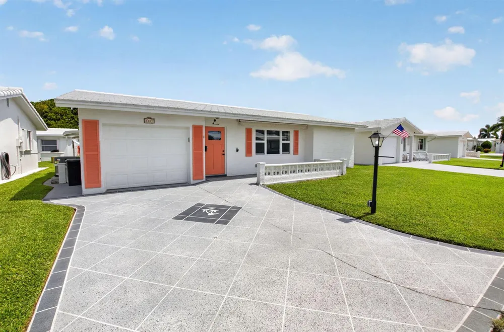 2081 SW 13th Terrace Boynton Beach, FL 33426