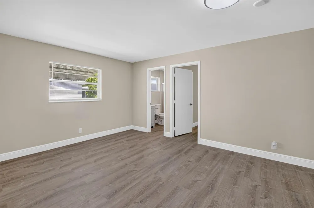 2081 SW 13th Terrace Boynton Beach, FL 33426