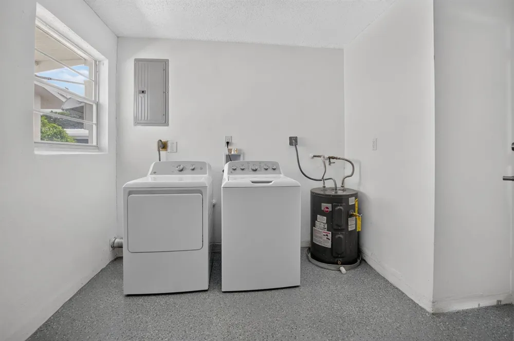 2081 SW 13th Terrace Boynton Beach, FL 33426