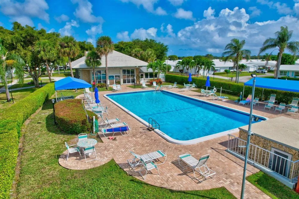 2081 SW 13th Terrace Boynton Beach, FL 33426