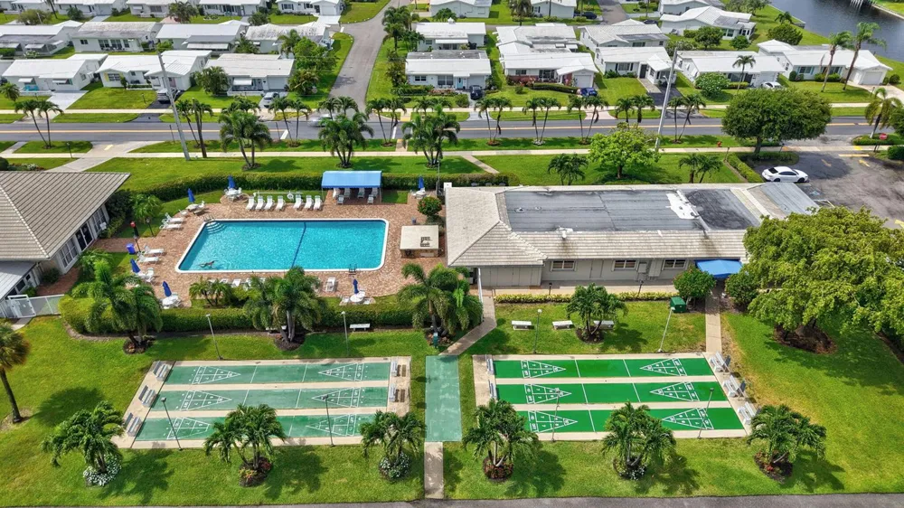 2081 SW 13th Terrace Boynton Beach, FL 33426