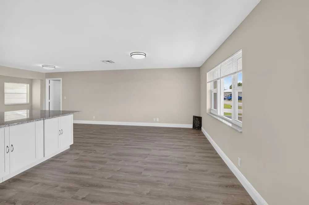 2081 SW 13th Terrace Boynton Beach, FL 33426