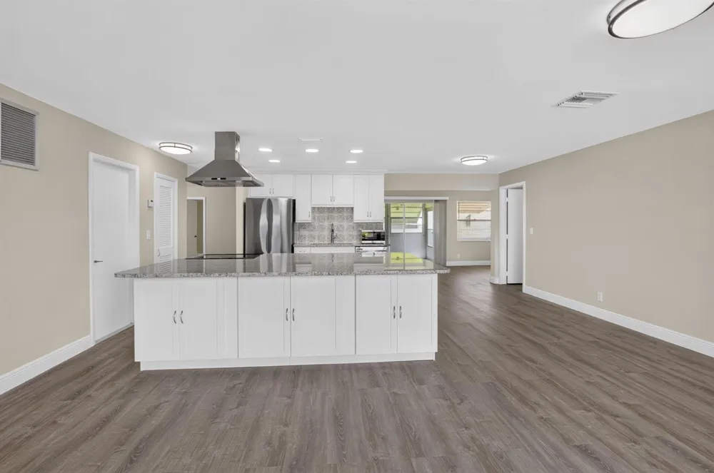 2081 SW 13th Terrace Boynton Beach, FL 33426