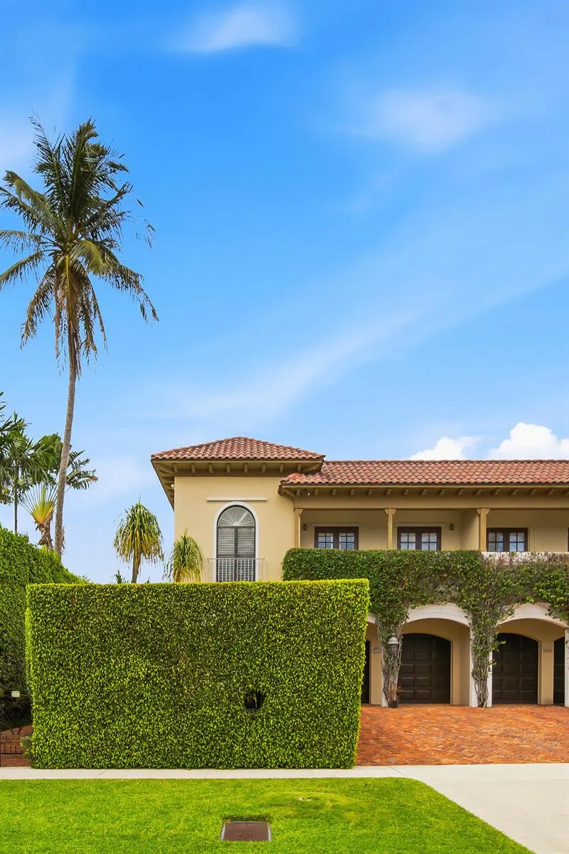 245 Brazilian Avenue Palm Beach, FL 33480