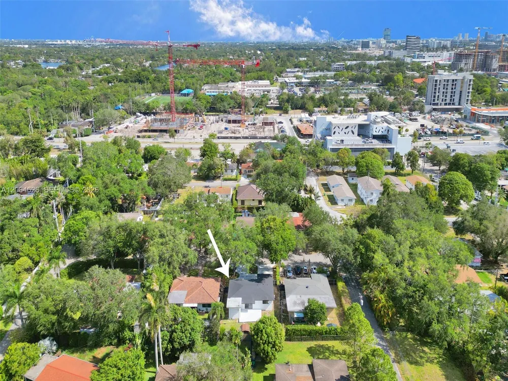 2380 NE 184th Ter North Miami Beach, FL 33160