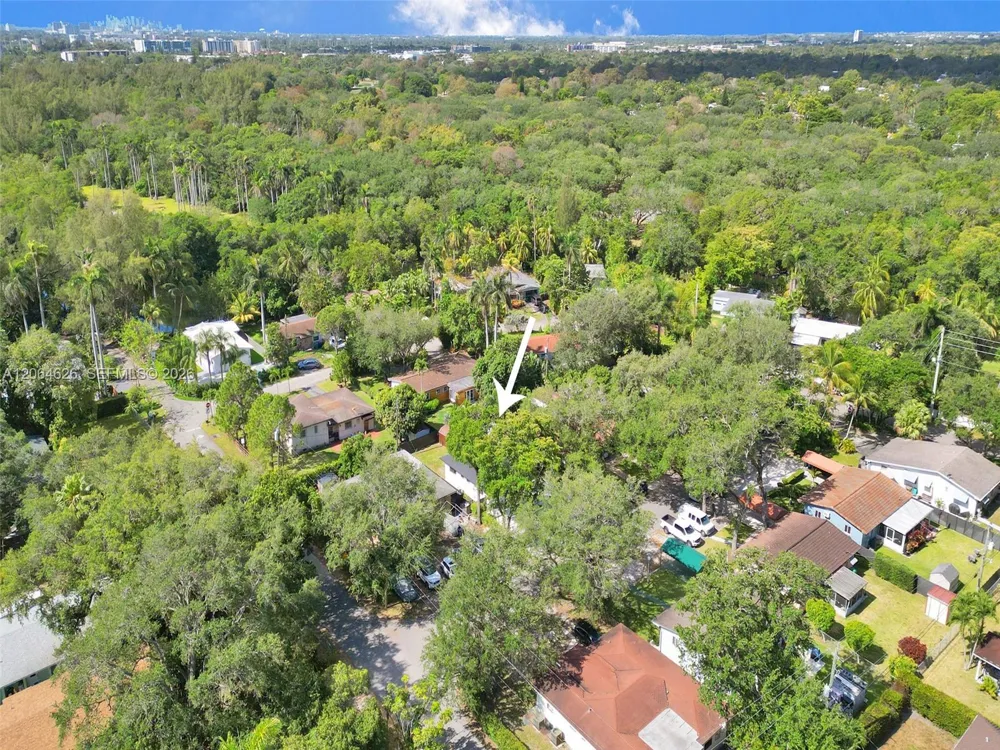 2380 NE 184th Ter North Miami Beach, FL 33160