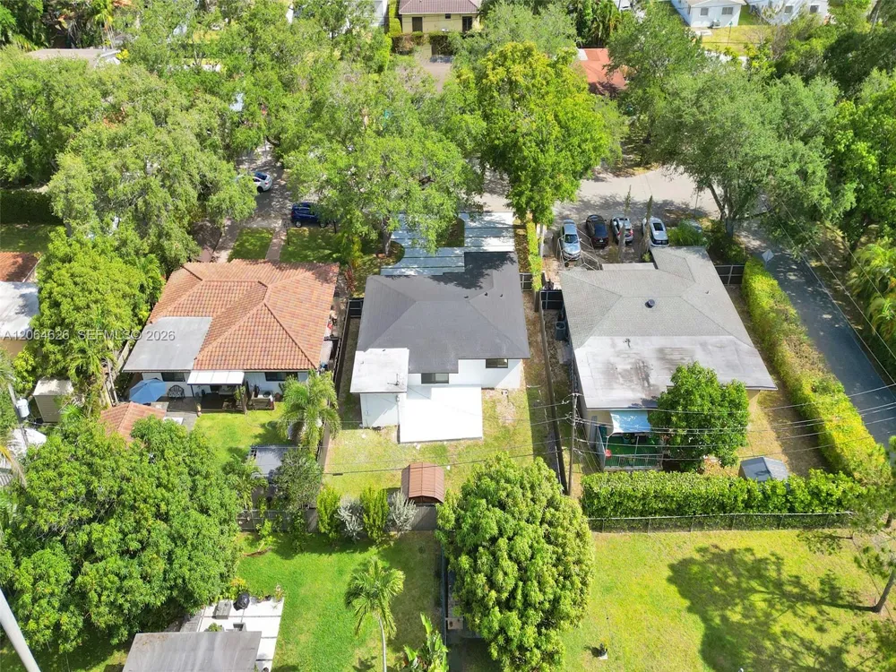 2380 NE 184th Ter North Miami Beach, FL 33160
