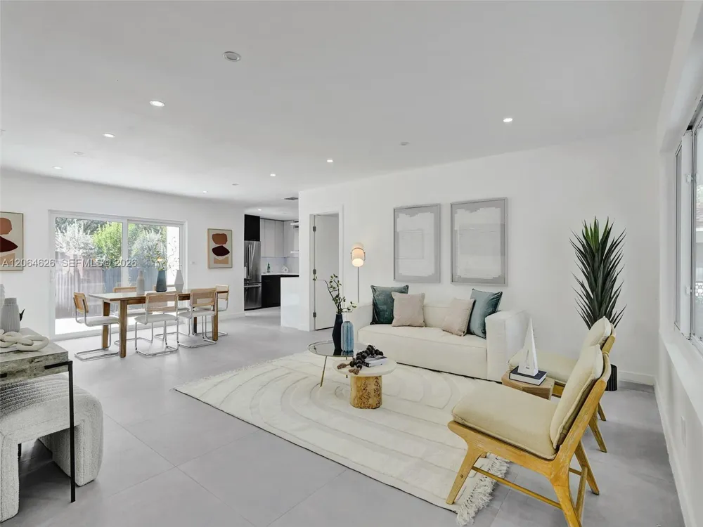 2380 NE 184th Ter North Miami Beach, FL 33160