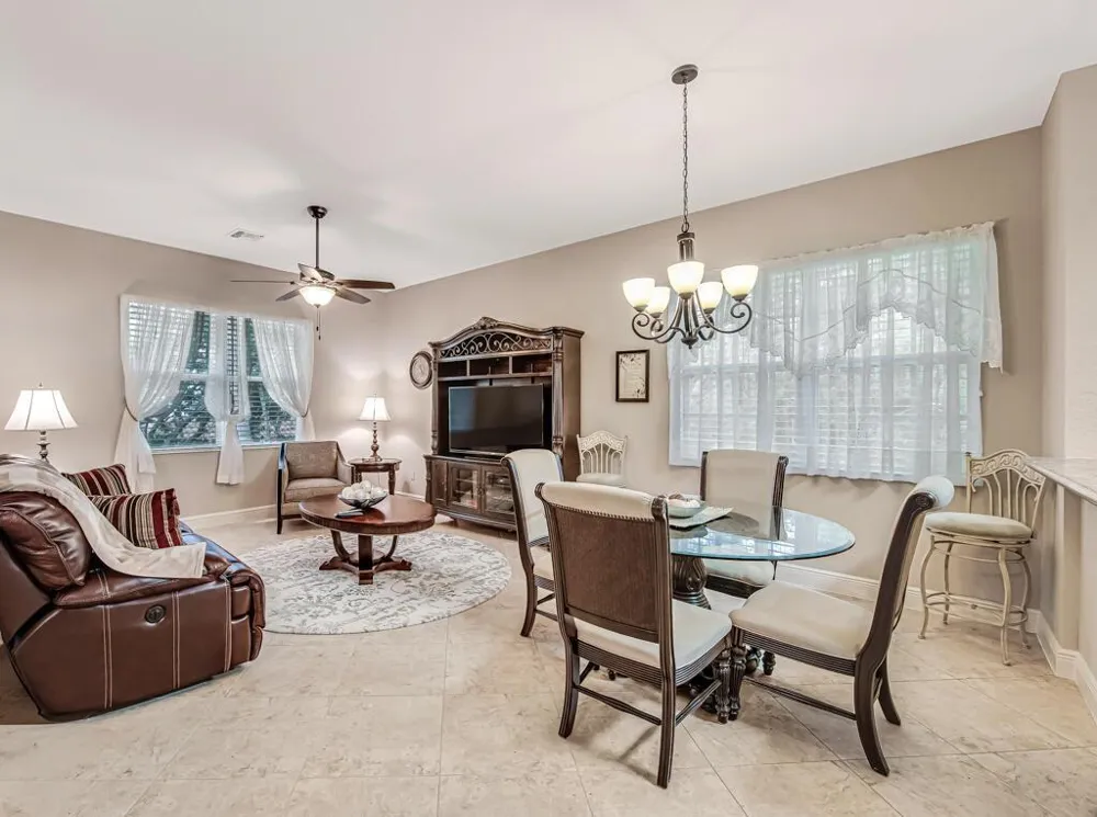 9786 Midship Way #203 Royal Palm Beach, FL 33411